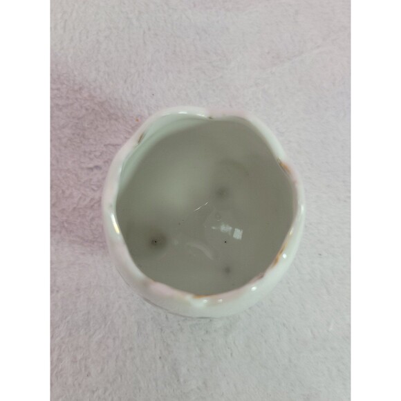 Vintage Porcelain Footed Cracked Egg-Shaped Vase Hand-Painted Roses Japan 3" - Picture 3 of 8